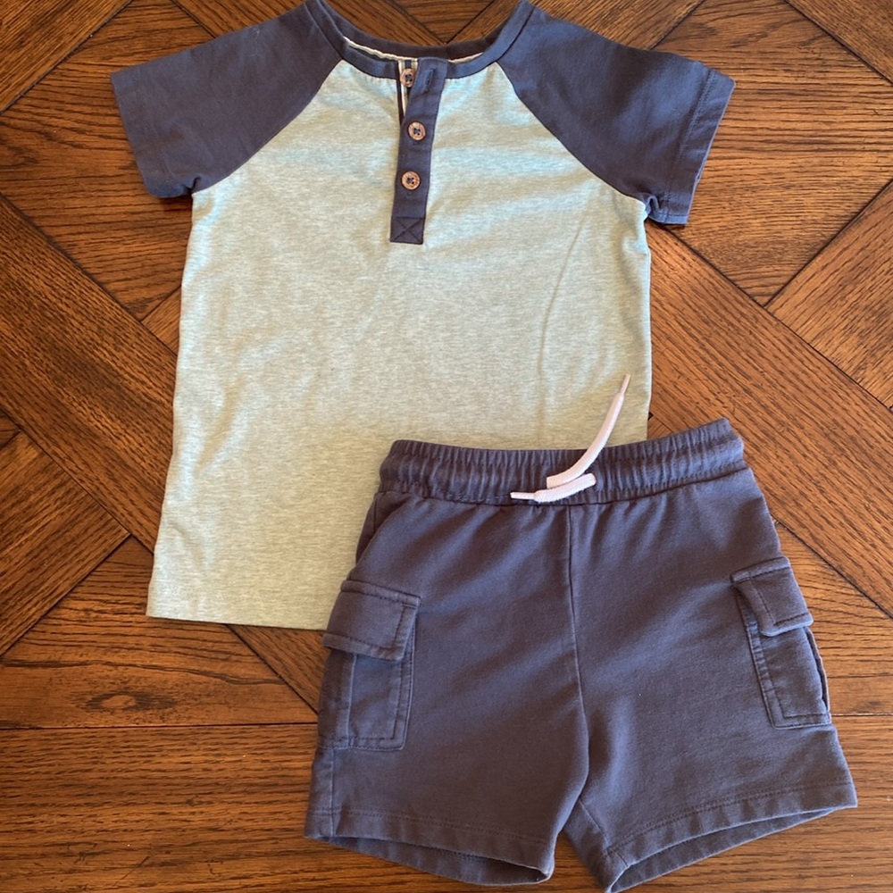 Tommy Bahama Toddler Boy’s 4-piece Set - Picture 2 of 12